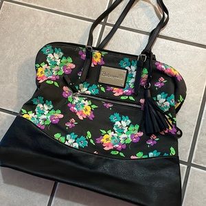 Betseyville Tote